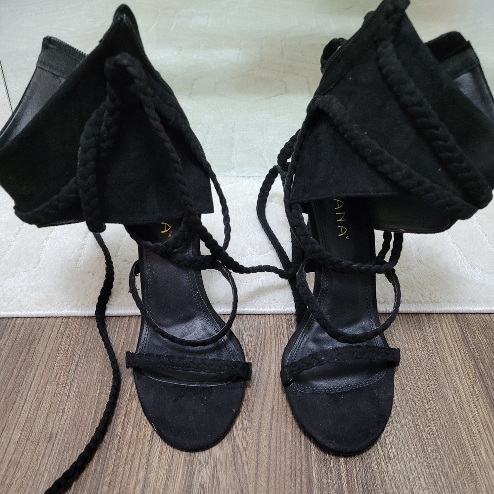 Black Strap up, open toe high heel shoes